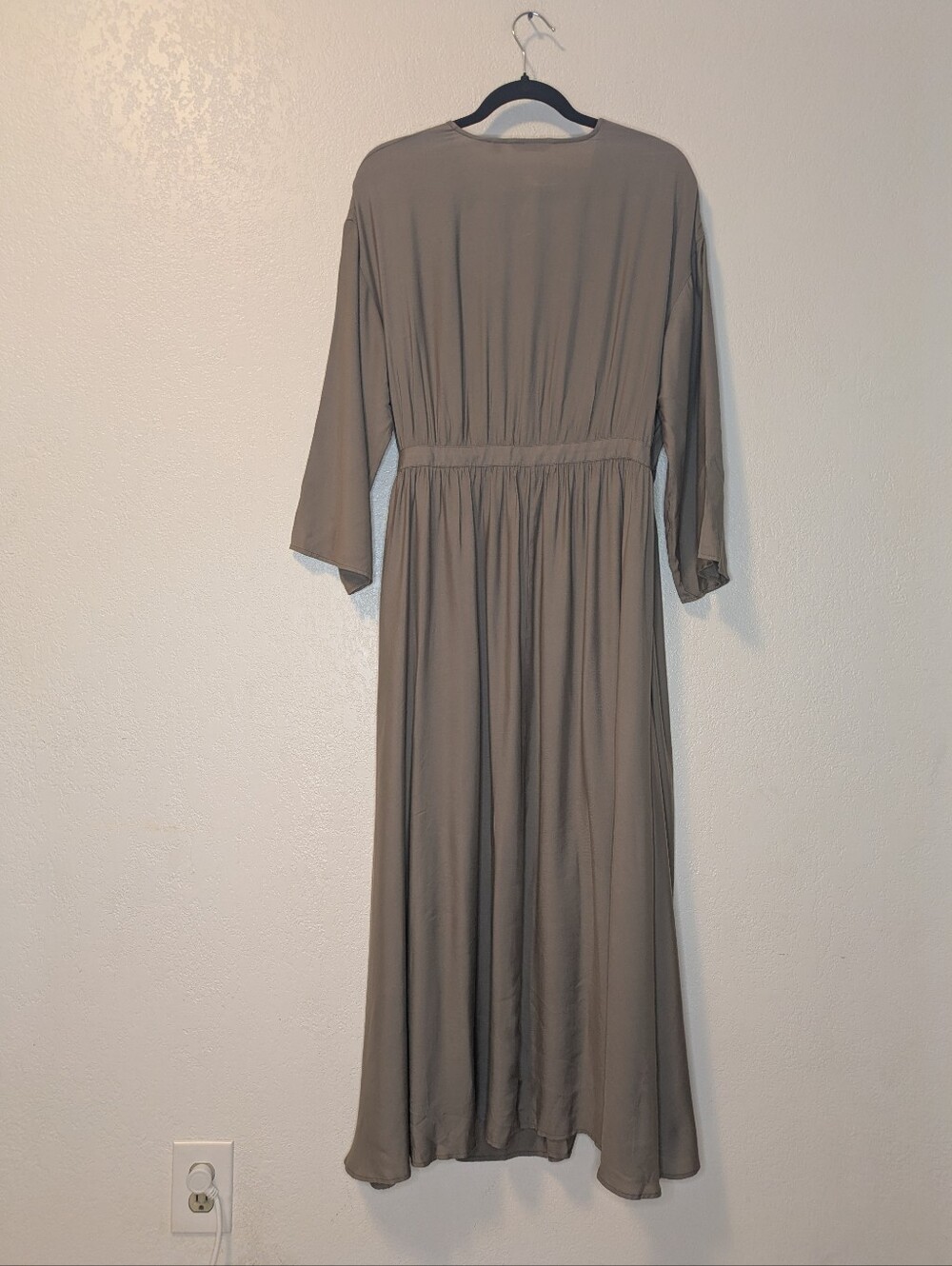 Uniqlo Taupe Wrap Midi Dress with Waist Tie - Picture 6 of 9